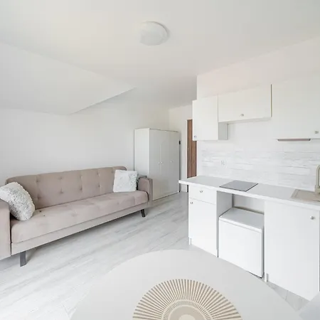 01, Rodzinny Z Tarasem, Centrum - Nadmorska 26 3*