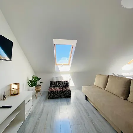 01, Rodzinny Z Tarasem, Centrum - Nadmorska 26