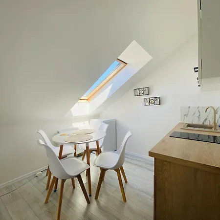 01, Rodzinny Z Tarasem, Centrum - Nadmorska 26